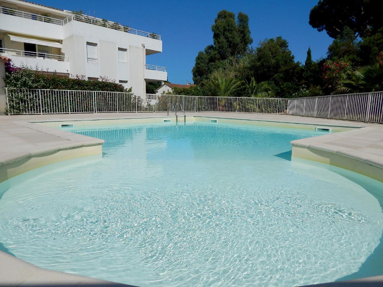 Apartment Cap Marine-2 By Interhome Cavalaire-sur-Mer Esterno foto